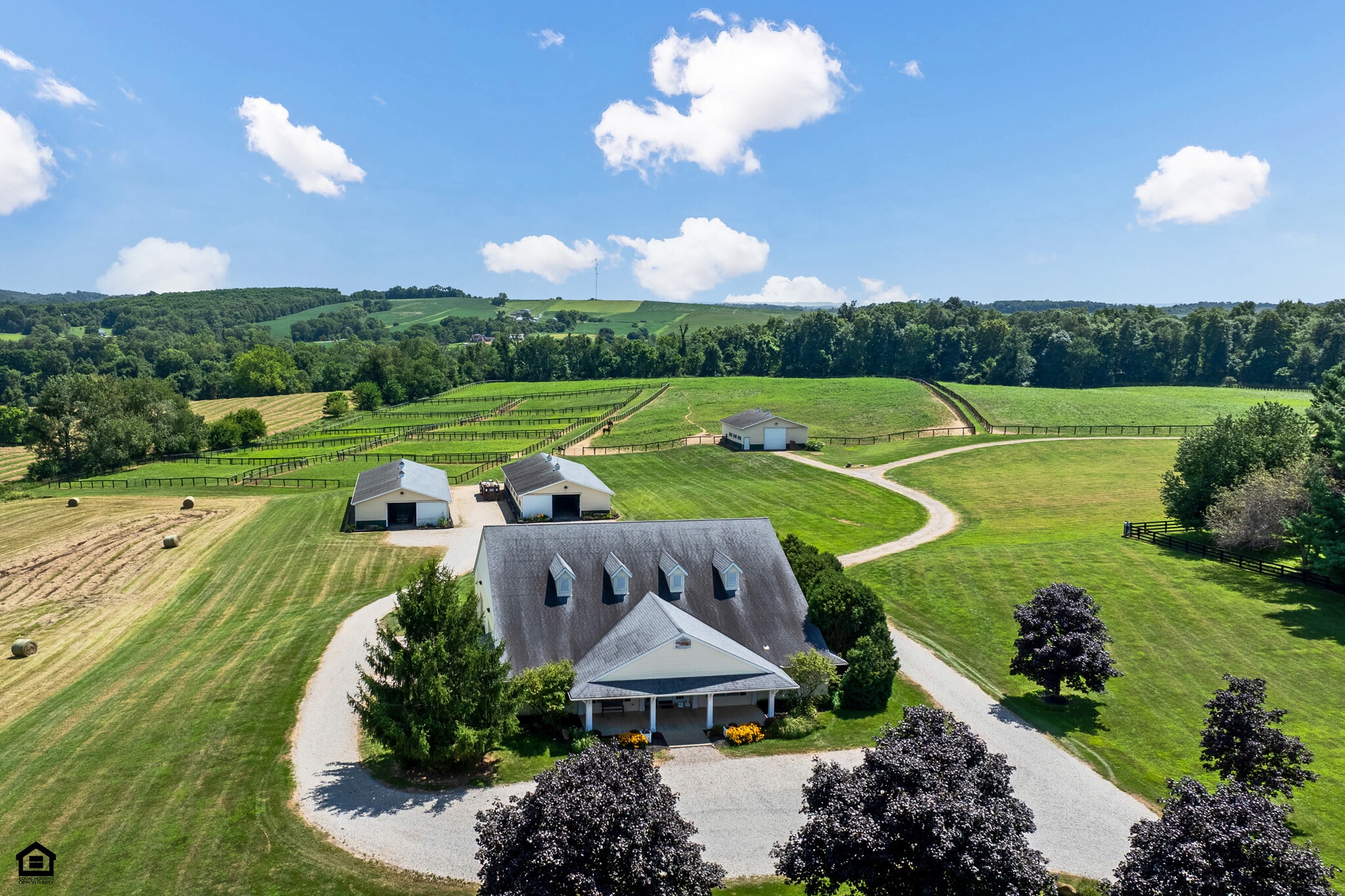5701 Lancaster Circleville Rd SW, Lancaster, OH for sale Primary Photo- Image 1 of 24
