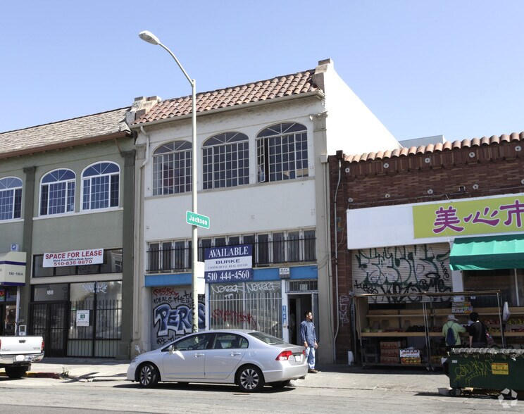 182-184 10th St, Oakland, CA à louer - Photo du bâtiment - Image 1 de 2