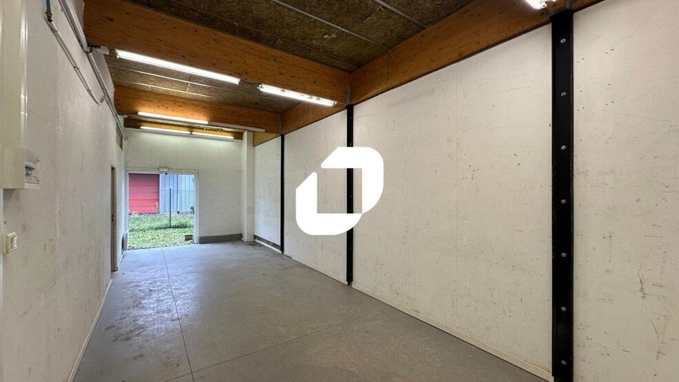 7 A Rue De La Batterie, Geispolsheim for lease - Interior Photo - Image 3 of 7