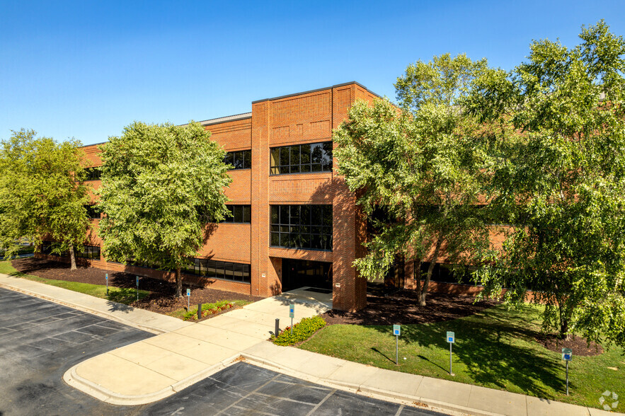 400 Brookfield Pky, Greenville, SC à vendre - Photo du bâtiment - Image 1 de 1