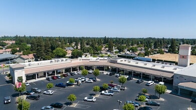 5103-5211 W Goshen ave, Visalia, CA for lease Interior Photo- Image 2 of 5