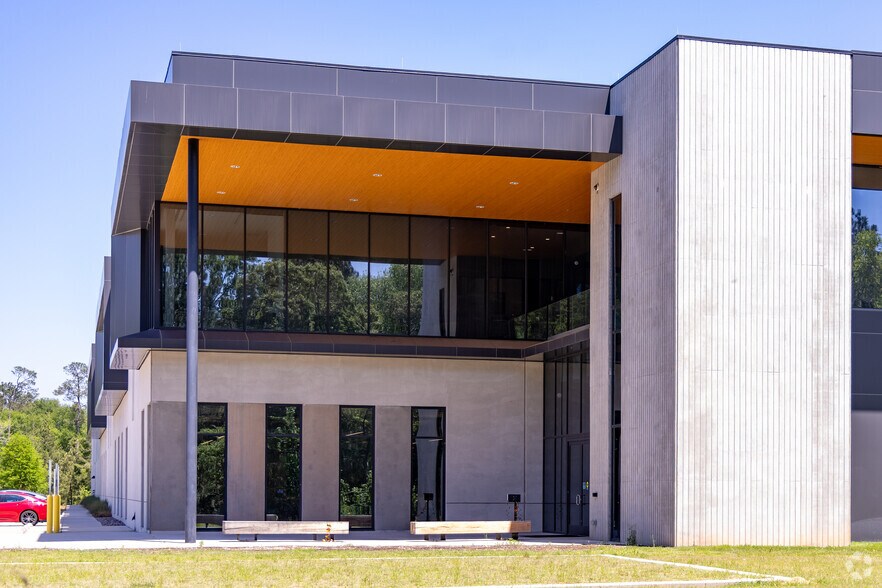 10130 Deison Park Blvd, Conroe, TX à vendre - Photo du bâtiment - Image 2 de 4