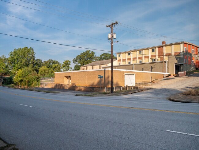 Plus de détails pour 457 S Daniel Morgan Ave, Spartanburg, SC - Industriel à louer