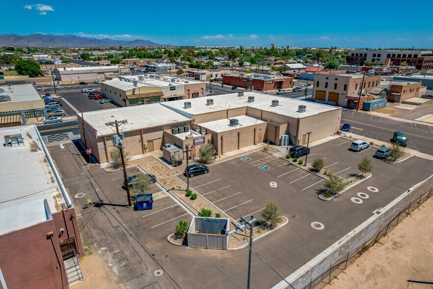 343 E Monroe Ave, Buckeye, AZ à louer - Photo du bâtiment - Image 2 de 6
