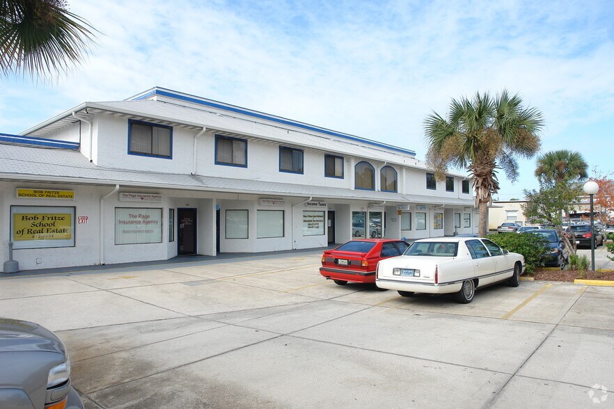 1501 Ridgewood Ave, Daytona Beach, FL à louer - Photo du bâtiment - Image 3 de 32