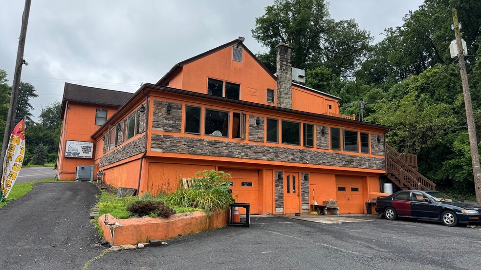 2720 S Pike Ave, Allentown, PA for sale - Building Photo - Image 2 of 33