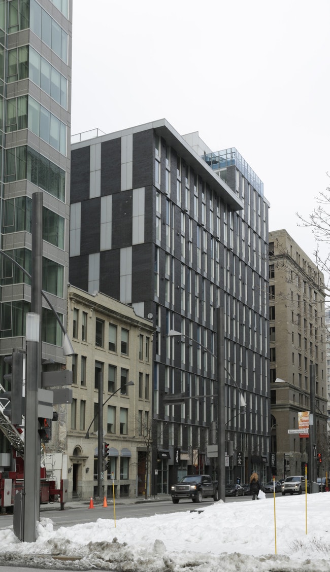 Plus de détails pour 443-455 Av Viger O, Montréal, QC - Commerce de détail à louer