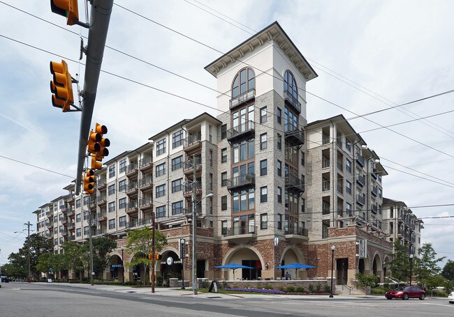 Plus de détails pour 2118 Clark Ave, Raleigh, NC - Commerce de détail à louer