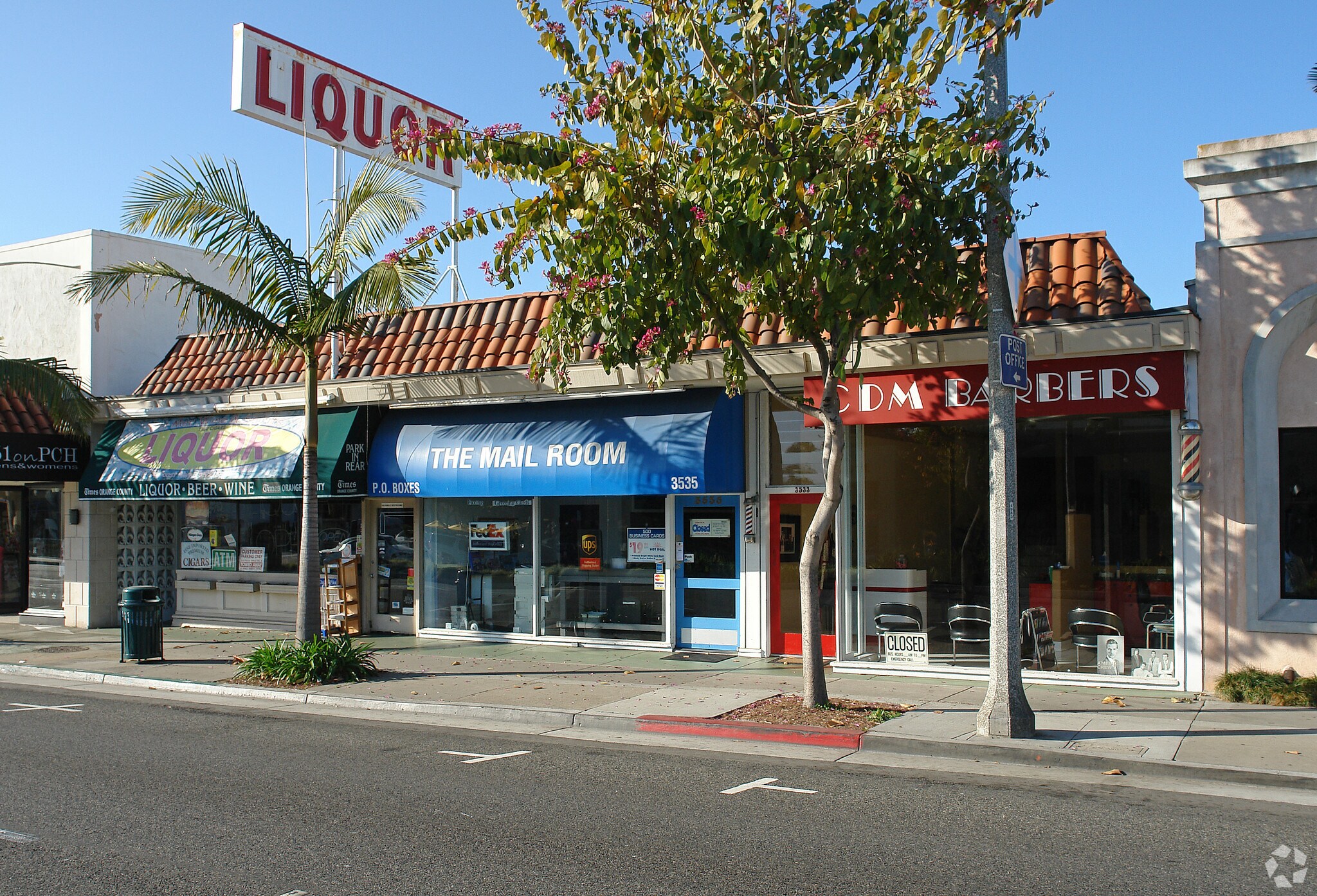 3533-3537 E Coast Hwy, Corona Del Mar, CA à vendre Photo principale- Image 1 de 1