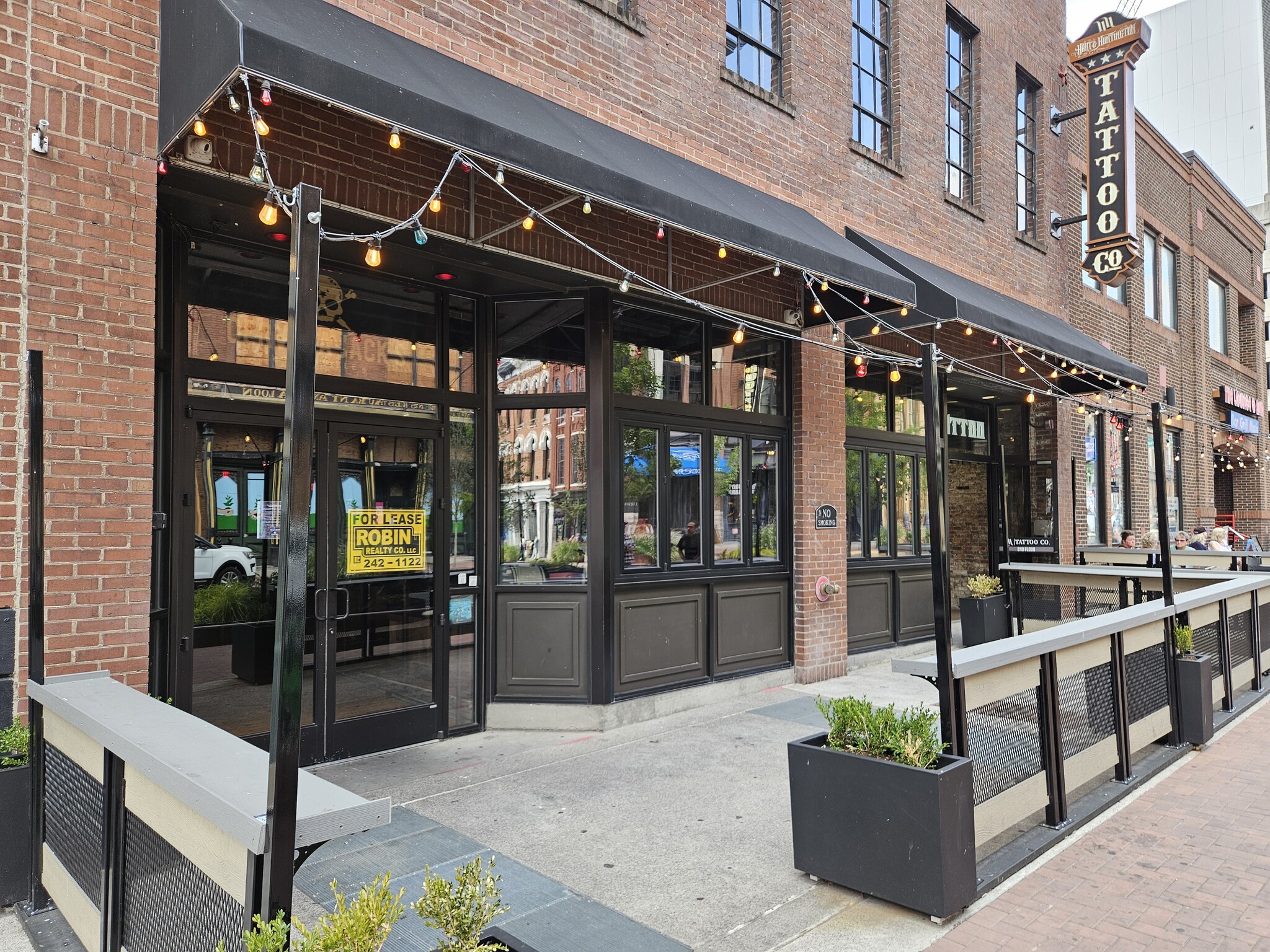 135 2nd Ave N, Nashville, TN for lease Building Photo- Image 1 of 5