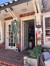 517 Ocean Front Walk, Venice, CA for lease Interior Photo- Image 2 of 8