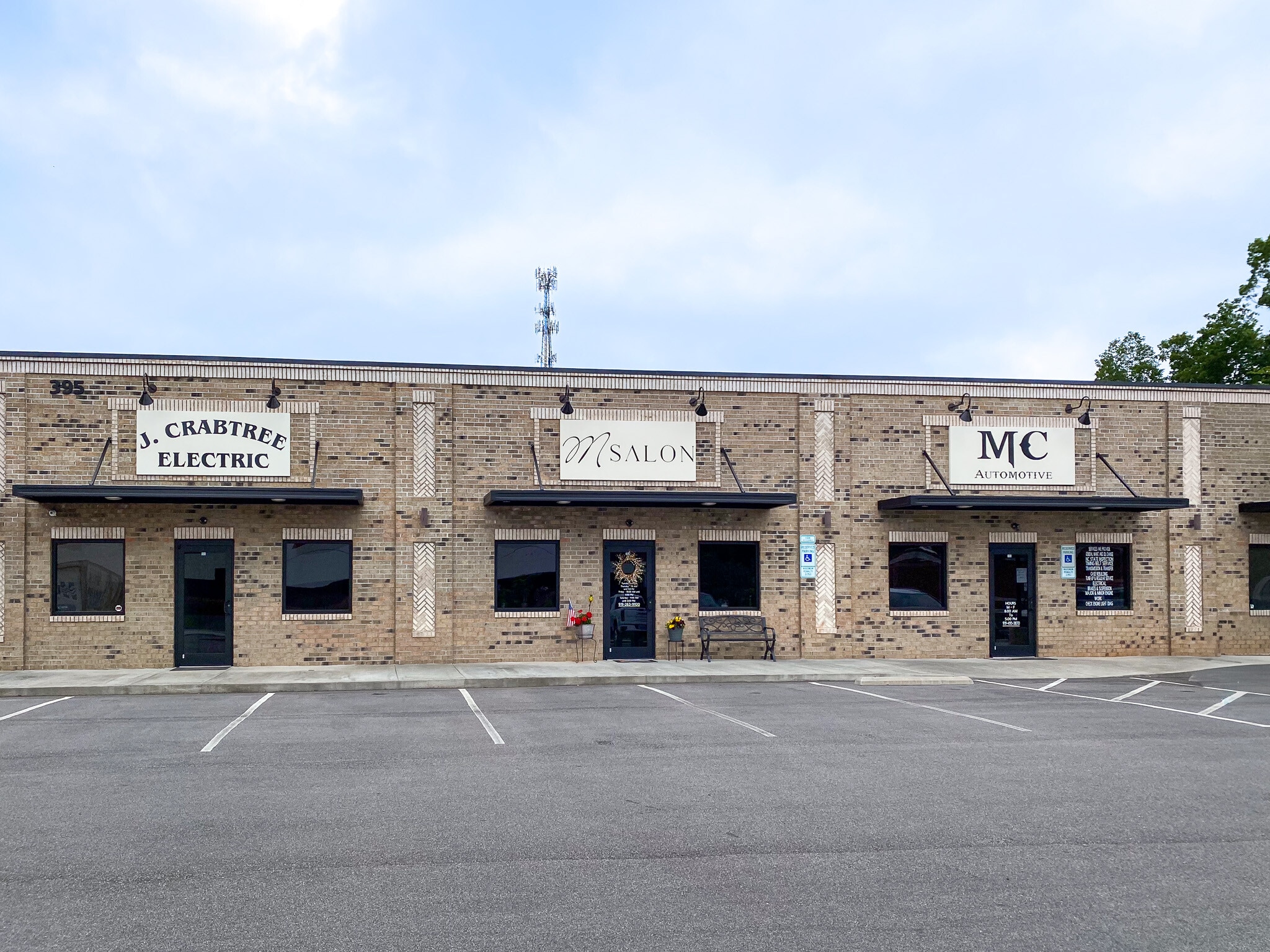 397 Park Ave, Youngsville, NC for lease Primary Photo- Image 1 of 7