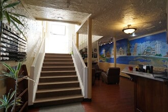 12061 Jacaranda Ave, Hesperia, CA for lease Interior Photo- Image 1 of 8