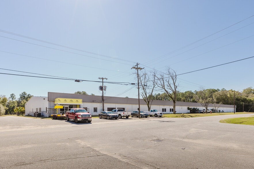 1404 Industry Ave, Albany, GA for lease - Building Photo - Image 1 of 8