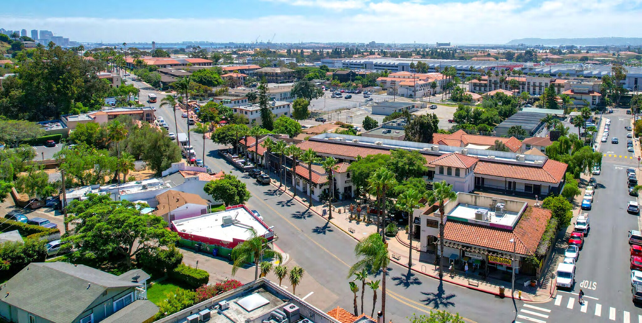 2415 San Diego Ave, San Diego, CA à vendre Photo du bâtiment- Image 1 de 19