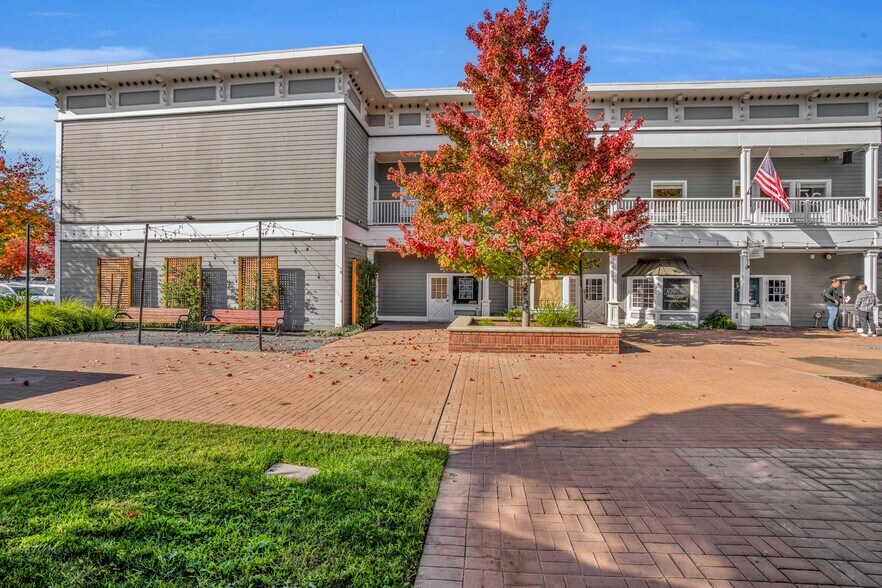 321 Hartz Ave, Danville, CA à louer - Photo du bâtiment - Image 3 de 42
