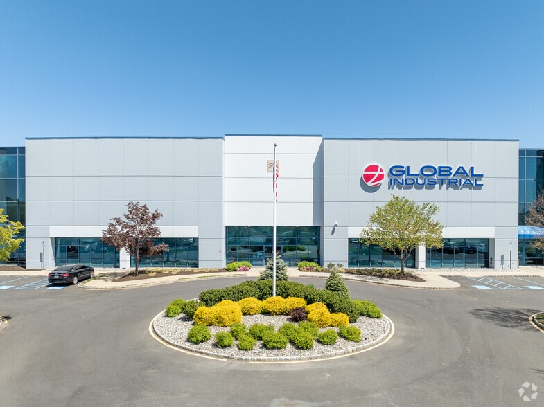 24 Applegate Dr, Robbinsville, NJ à louer - Photo du bâtiment - Image 2 de 5