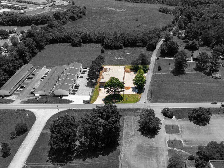 494 Richardson Rd SE, Calhoun, GA à vendre - Aérien - Image 2 de 32