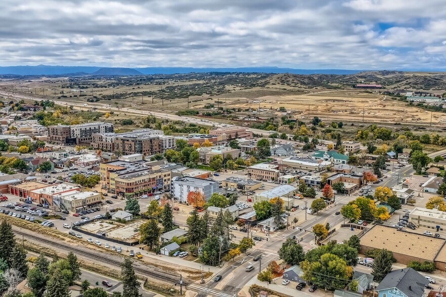 422 Perry St, Castle Rock, CO for sale - Primary Photo - Image 1 of 11