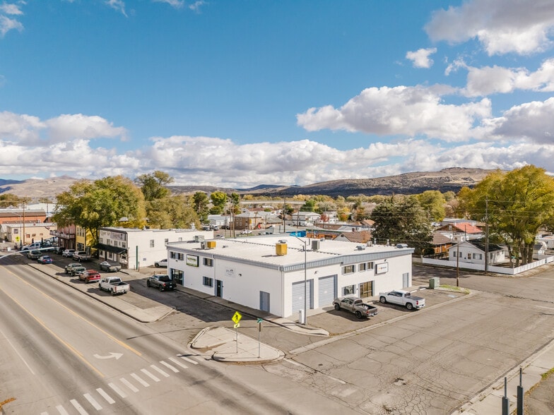 222 Silver St, Elko, NV à louer - Photo du bâtiment - Image 2 de 24