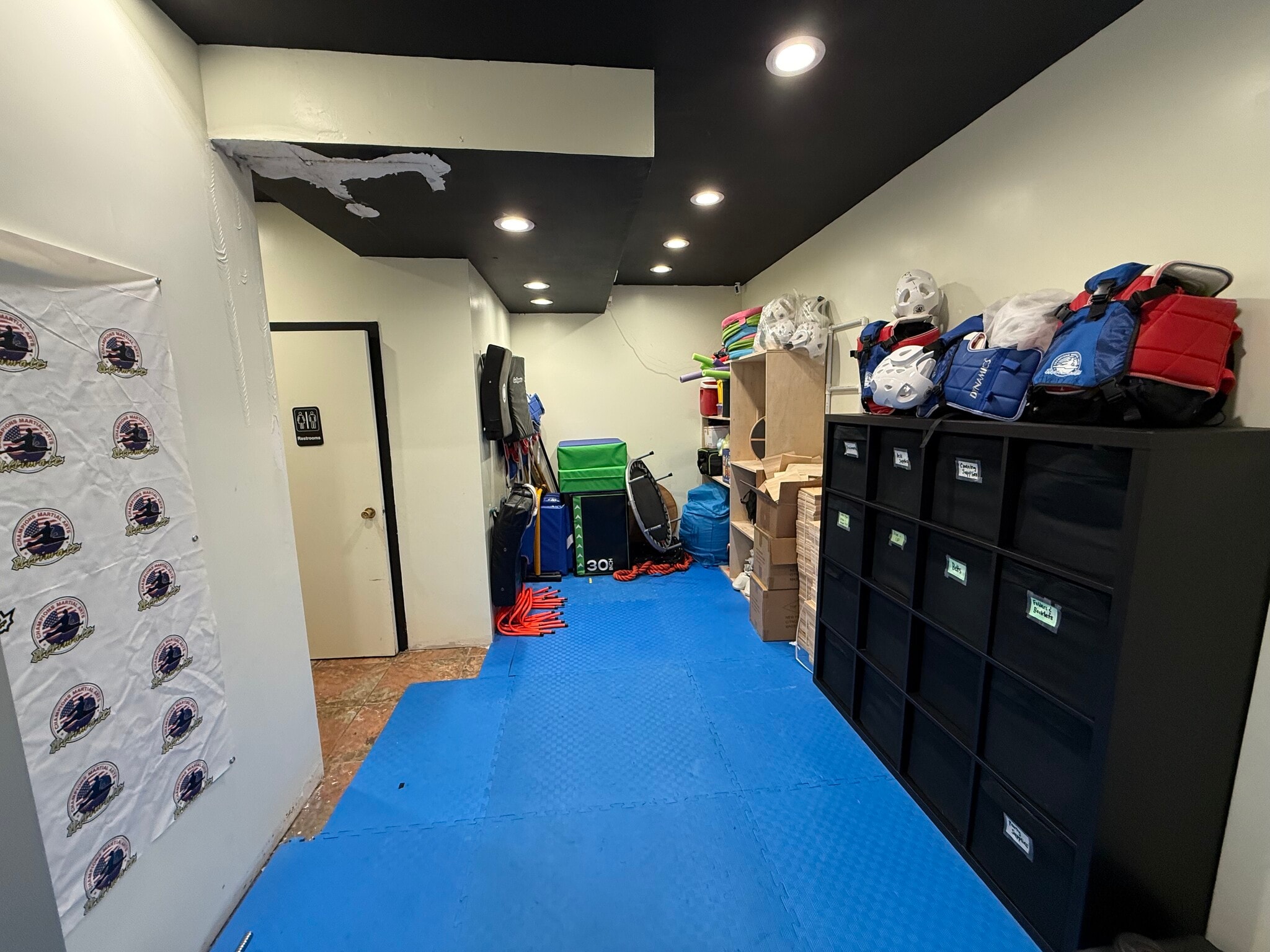 177 Avenue C, New York, NY for lease Interior Photo- Image 1 of 8