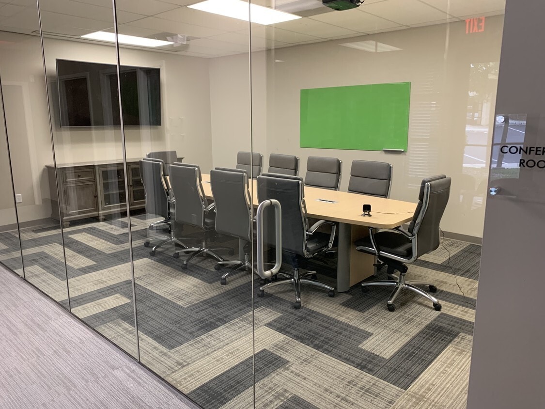 9723 Northcross Center Ct, Huntersville, NC for lease Interior Photo- Image 1 of 14