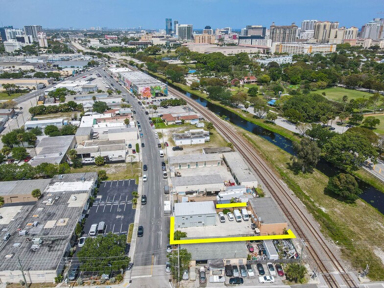 1200 Clare Ave, West Palm Beach, FL à vendre - Photo du bâtiment - Image 2 de 31