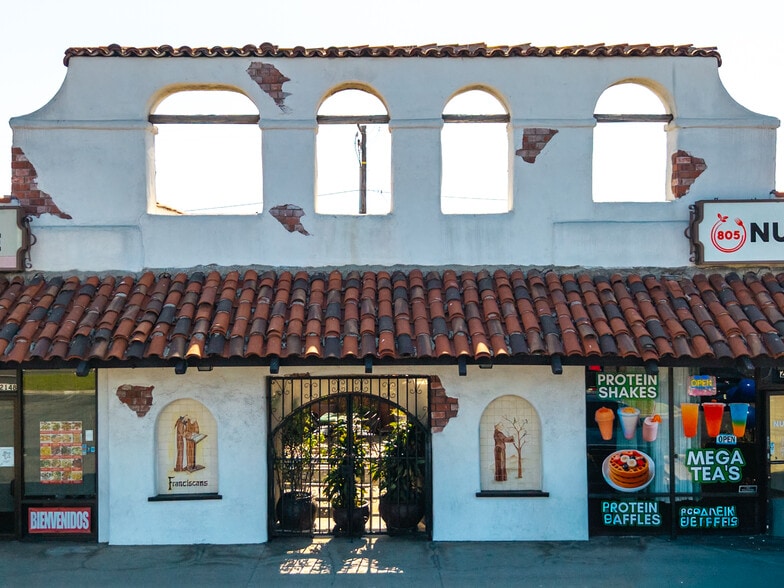 2100-2228 Saviers Rd, Oxnard, CA for sale - Building Photo - Image 3 of 5