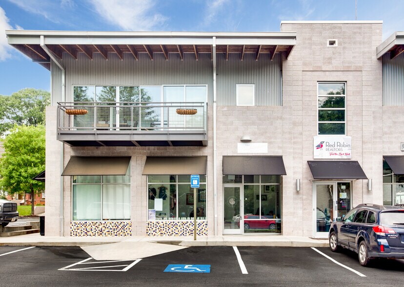 749 Moreland Ave, Atlanta, GA à louer - Photo du bâtiment - Image 2 de 20