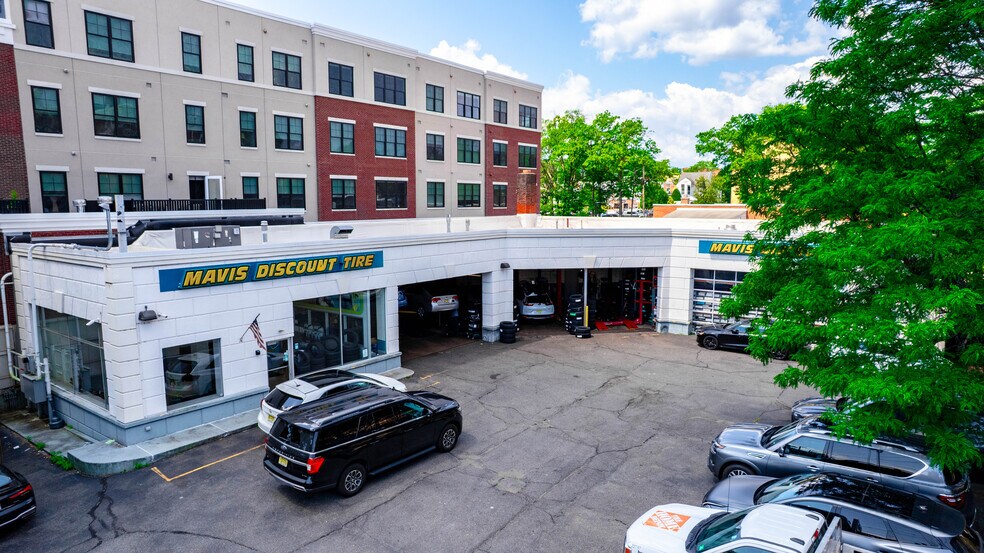 260 Franklin Ave, Ridgewood, NJ à vendre - Photo du bâtiment - Image 2 de 11