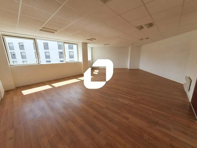 Bureau dans Torcy à vendre - Photo intérieure - Image 2 de 12