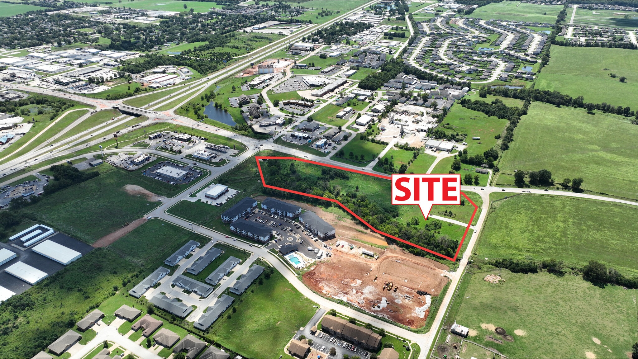 CC, Ozark, MO for lease Primary Photo- Image 1 of 11