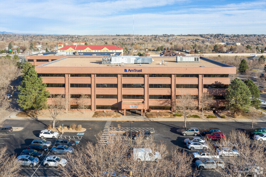 7125 W Jefferson Ave, Lakewood, CO à louer - Photo du bâtiment - Image 3 de 6