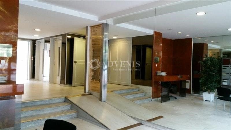 2 Rue De Marly, Le Chesnay-Rocquencourt à louer - Hall d’entrée - Image 3 de 5