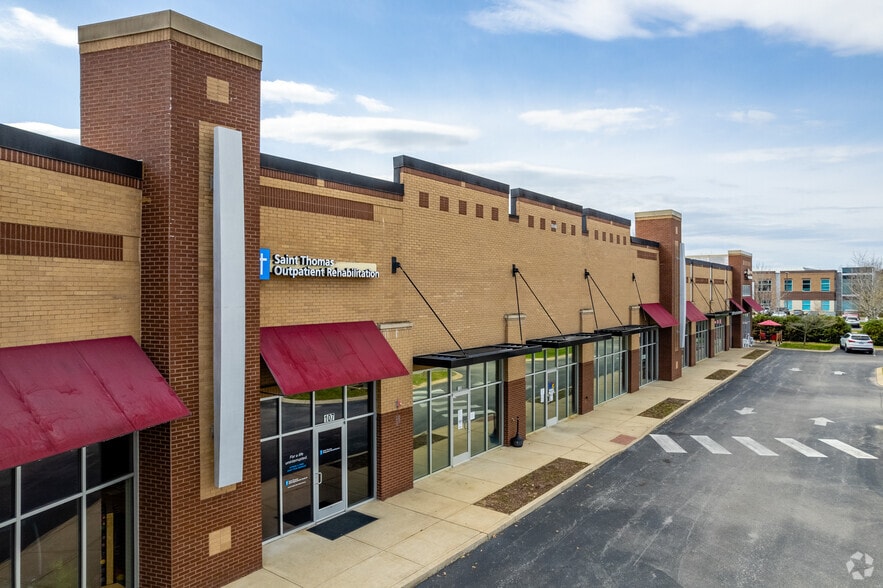1040 N James M. Campbell Blvd, Columbia, TN à louer - Photo du bâtiment - Image 3 de 7