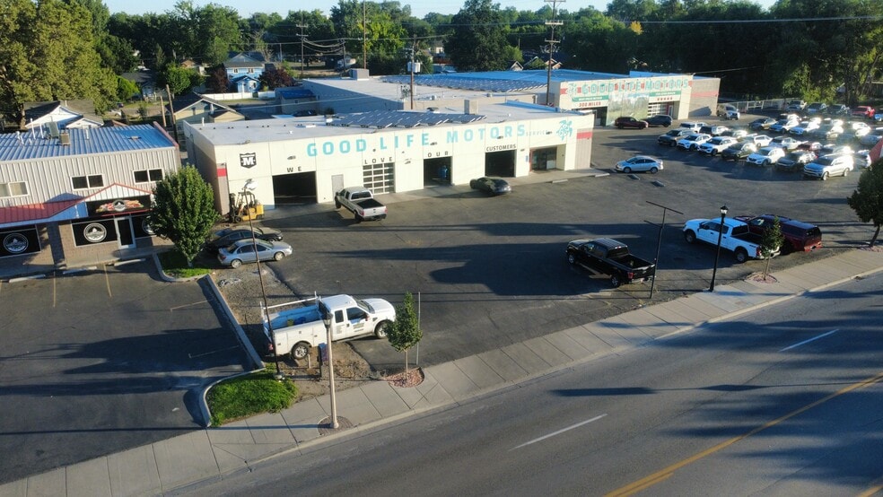 211-221 11th Ave N, Nampa, ID for sale - Building Photo - Image 1 of 17