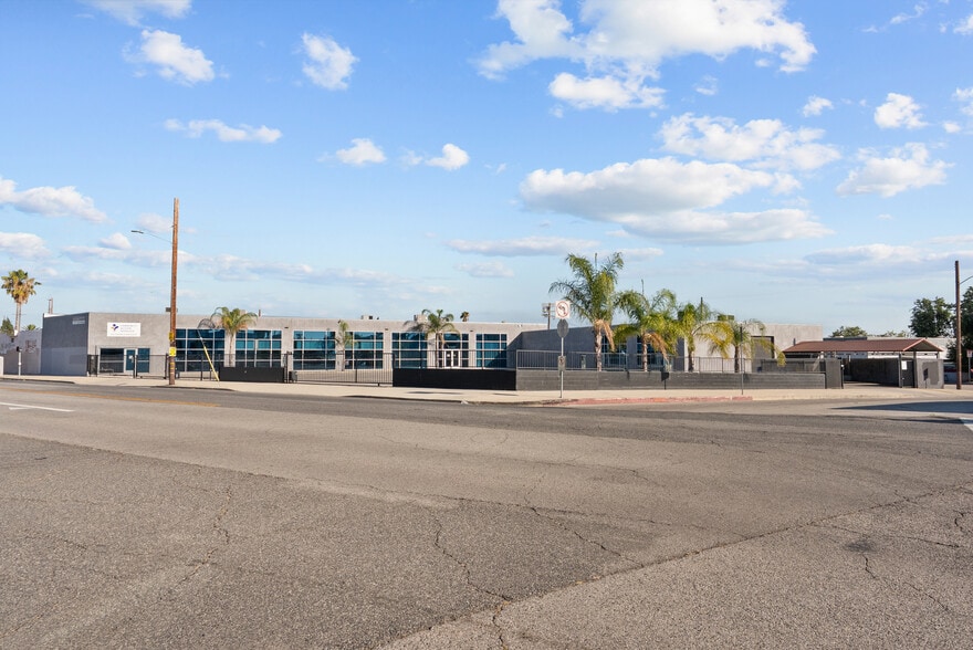 11487 San Fernando Rd, San Fernando, CA for sale - Building Photo - Image 3 of 5