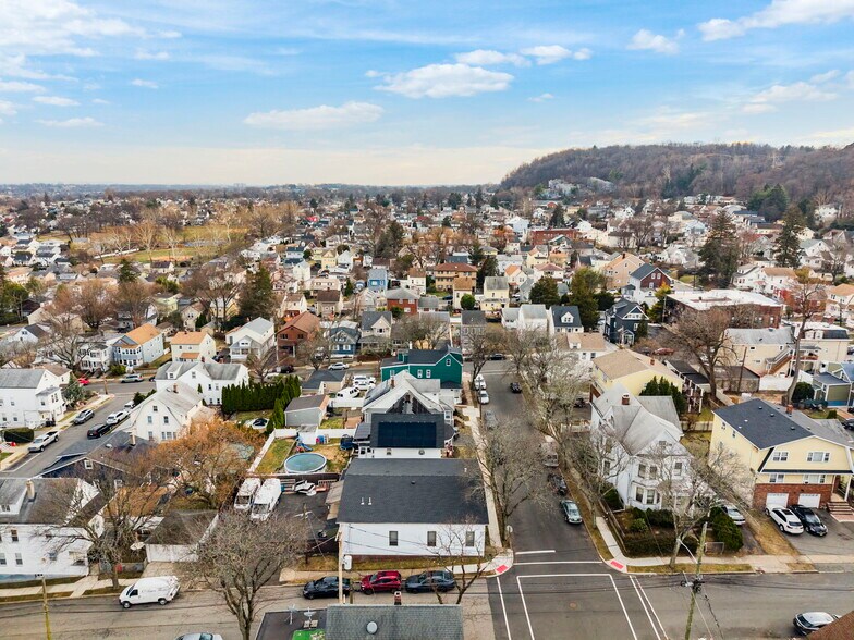 29 Summit Ave, Clifton, NJ à vendre - Aérien - Image 3 de 5