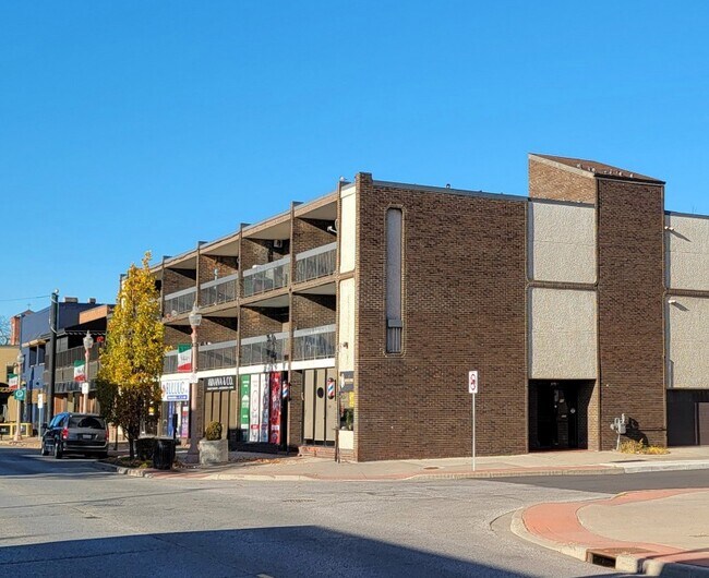 Plus de détails pour 995 Elsmere Av, Windsor, ON - Multi-résidentiel à vendre