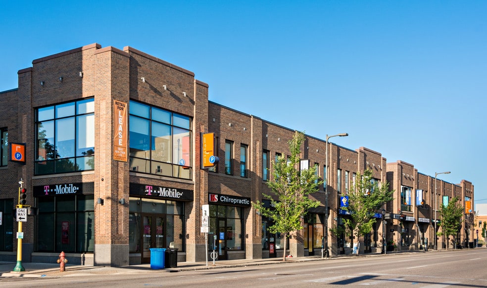 1221 W Lake St, Minneapolis, MN for lease - Building Photo - Image 2 of 9