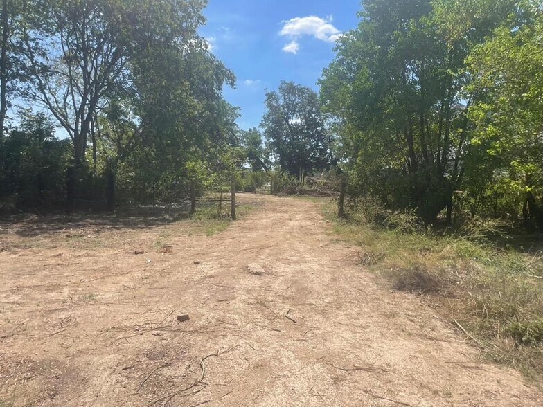 2602 Paul Quinn St, Houston, TX à vendre - Photo du bâtiment - Image 2 de 12