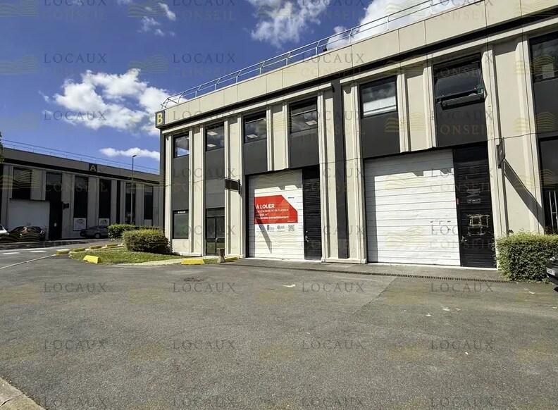 Flex in Lognes for lease Primary Photo- Image 1 of 5