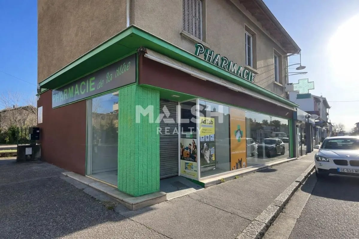 125 Rue Commandant Charcot, Sainte-Foy-lès-Lyon for lease Primary Photo- Image 1 of 8