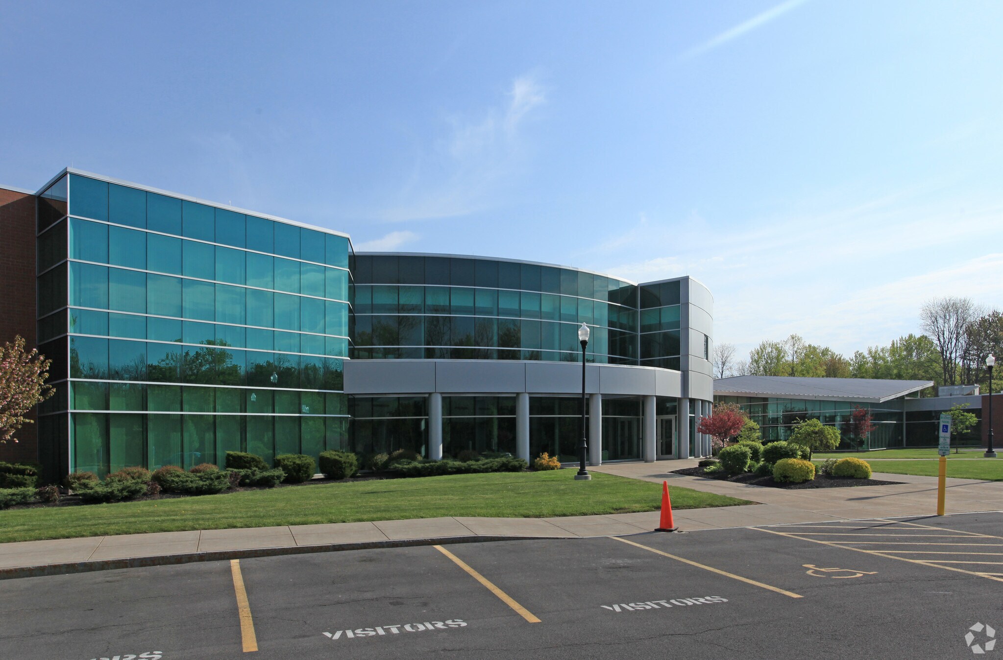 85 Collamer Crossings, East Syracuse, NY à vendre Photo principale- Image 1 de 5