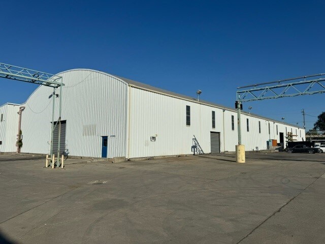2600-2716 E Miner Ave, Stockton, CA à louer Photo du bâtiment- Image 1 de 5