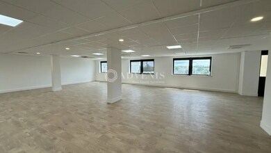 Office in Lognes for lease Interior Photo- Image 2 of 3