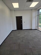 11116 Providence Rd, Charlotte, NC for lease Interior Photo- Image 1 of 3