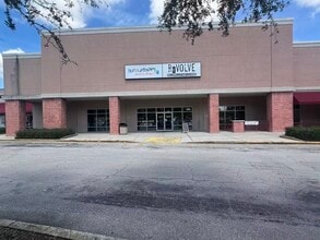 100-400 N Entrance Rd, Sanford, FL for lease Building Photo- Image 1 of 10