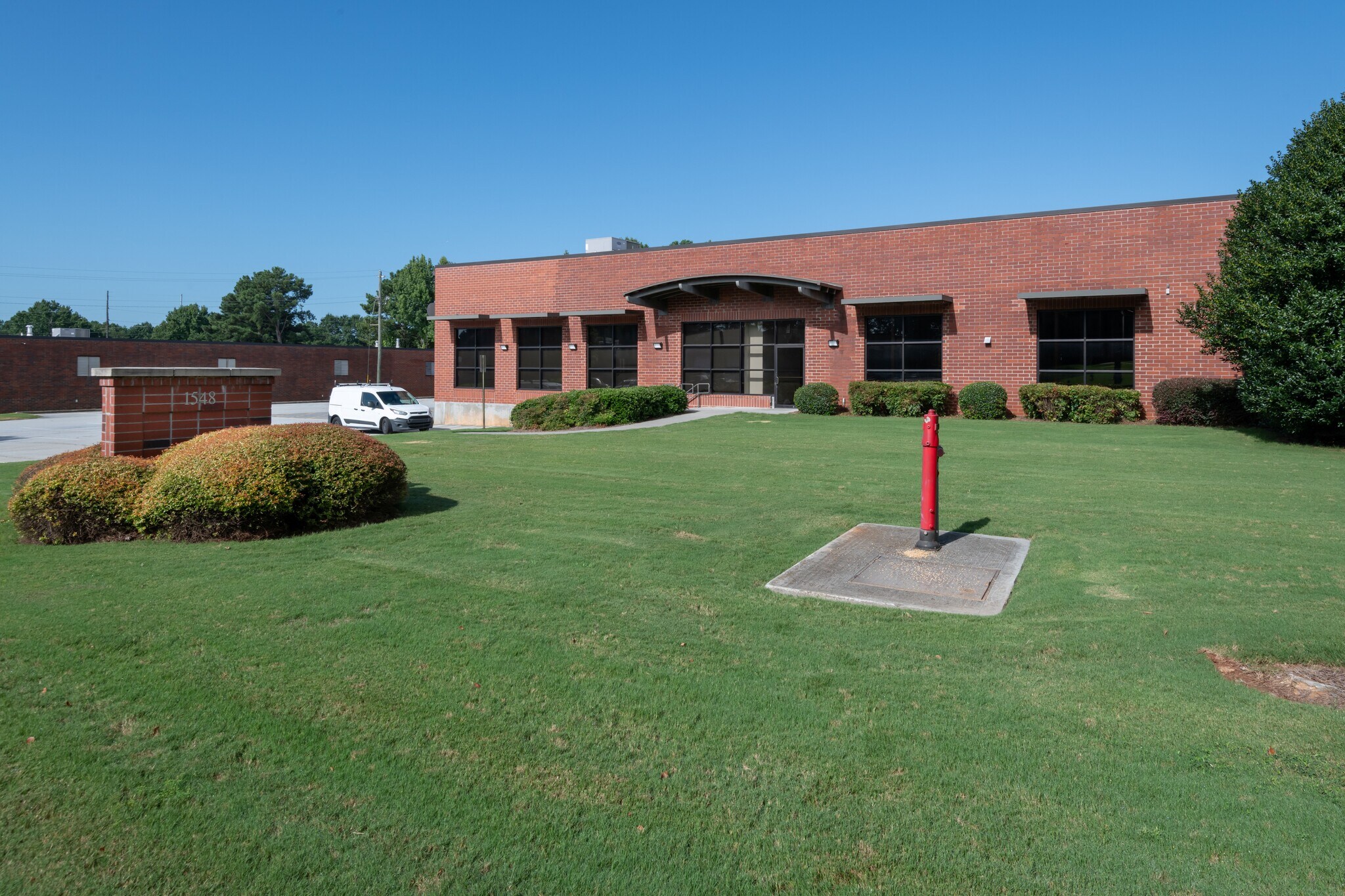 1548 Stone Ridge Dr, Stone Mountain, GA for lease Building Photo- Image 1 of 7