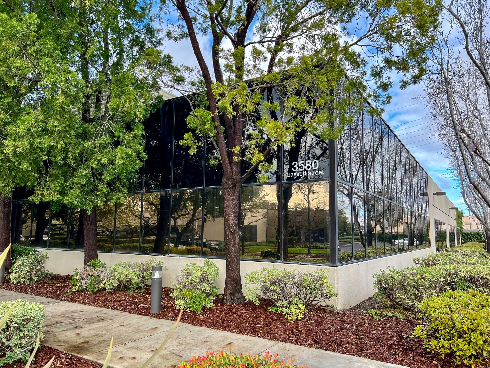 3550-3580 Bassett St, Santa Clara, CA for lease Primary Photo- Image 1 of 12